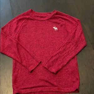 Abercrombie and kids along sleeve